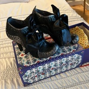 Irregular Choice Abigail’s Party Pewter Black Boots US Women’s 10